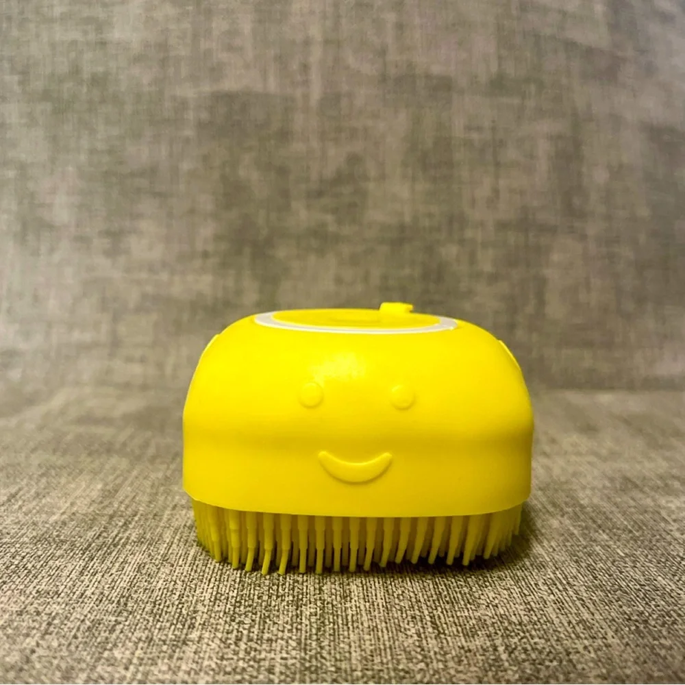 BathBrush Soft Silicone Dog Shampoo Brush Grooming Cleaning Brush Soft Dispenser